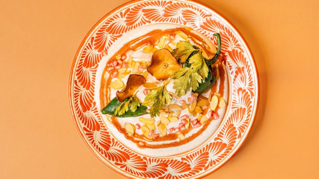 ¡Temporada de sabor! Grupo Anderson’s celebra el Festival del Chile en Nogada en La Vicenta y Porfirio’s Grupo Anderson’s da la bienvenida a una de las épocas más sabrosas del año con el regreso de su Festival del Chile en Nogada