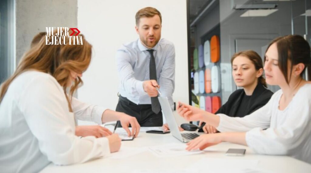 Empresa familiar: elementos clave para construir un perfil profesional Familiares